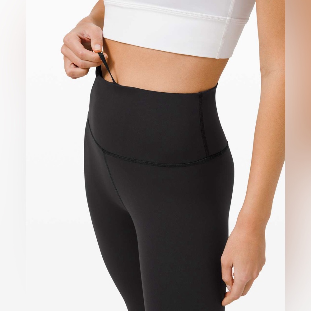 Wunder Train High-Rise Crop 23"